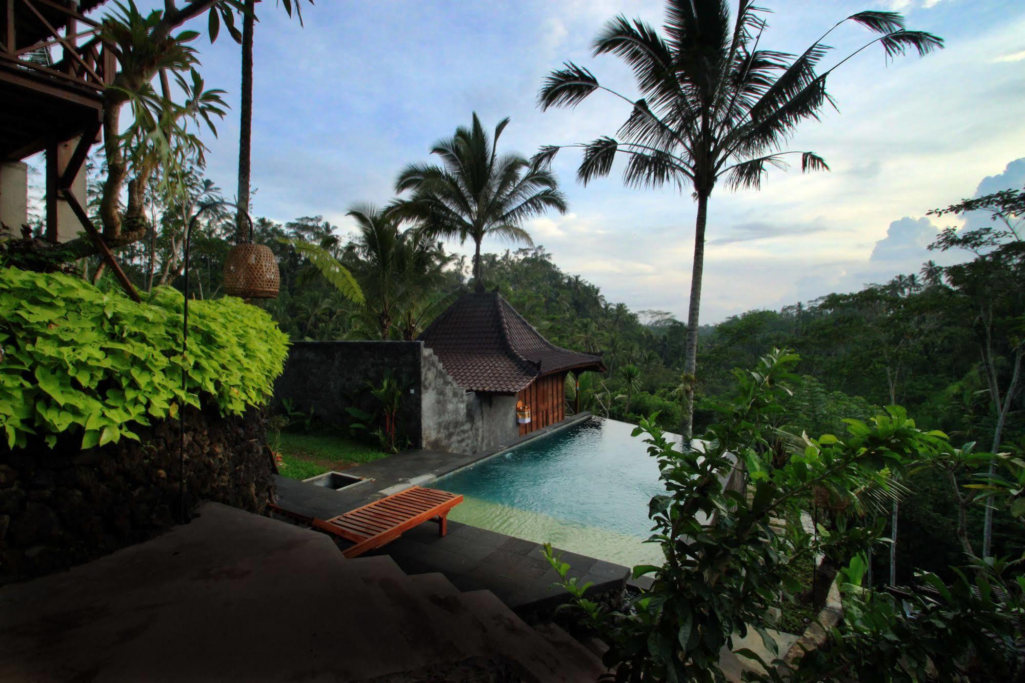 Ubud Jungle Holy Water Exterior photo